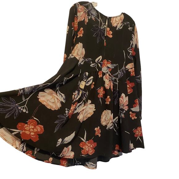 UMGEE Women's Size S Dress Dark Green Floral Boho Roses Granny Popover Romantic - Picture 7 of 8